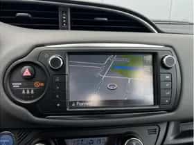Toyota Yaris (2016) thumbnail 15