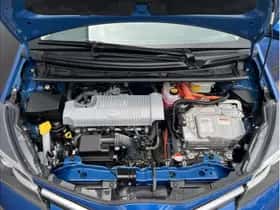 Toyota Yaris (2016) thumbnail 21
