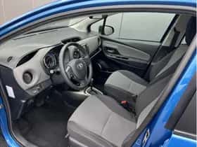 Toyota Yaris (2016) thumbnail 6