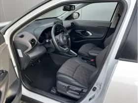 Toyota Yaris Cross (2021) thumbnail 11