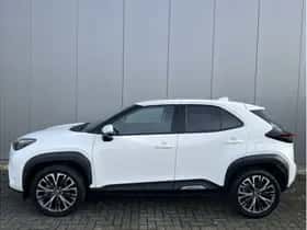 Toyota Yaris Cross (2021) thumbnail 3