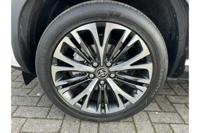 Toyota Yaris Cross (2021) thumbnail 5