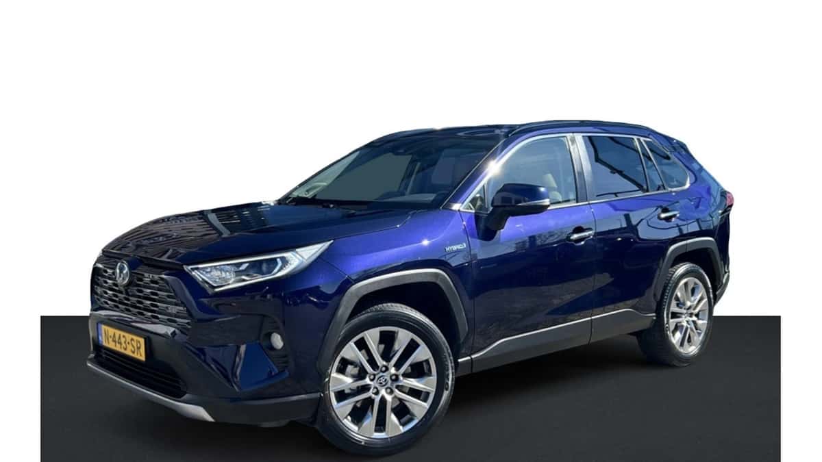 Toyota RAV4 (2022) — foto 1