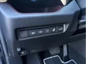 Toyota RAV4 (2022) thumbnail 9