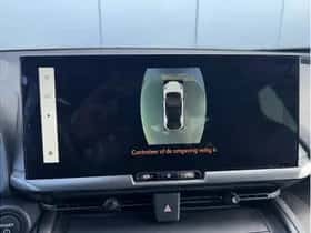 Toyota C-HR (2025) thumbnail 16