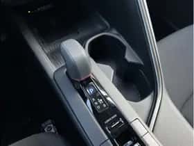 Toyota C-HR (2025) thumbnail 21