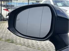 Toyota C-HR (2024) thumbnail 26