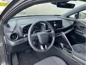 Toyota C-HR (2024) thumbnail 7