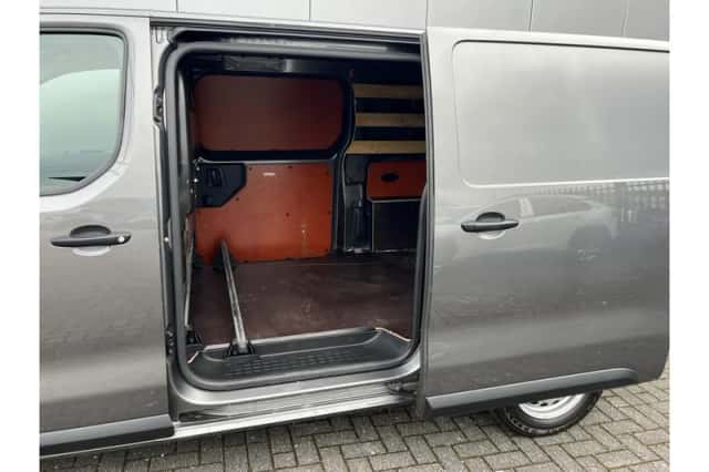 Toyota Proace (2018) thumbnail 3