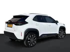 Toyota Yaris Cross (2024) thumbnail 2