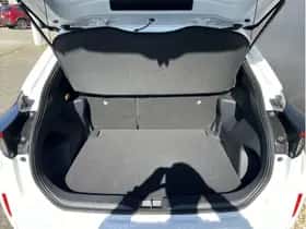 Toyota Yaris Cross (2024) thumbnail 4
