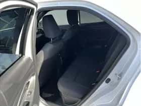 Toyota Yaris Cross (2024) thumbnail 5