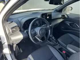 Toyota Yaris Cross (2024) thumbnail 6