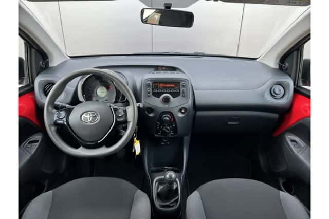 Toyota Aygo (2020) thumbnail 3