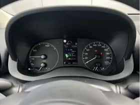 Toyota Yaris (2023) thumbnail 13