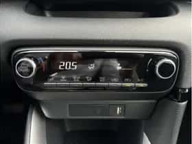 Toyota Yaris (2023) thumbnail 17