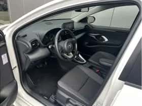 Toyota Yaris (2023) thumbnail 6