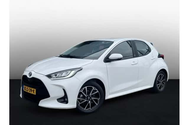 Toyota Yaris (2022) thumbnail 1