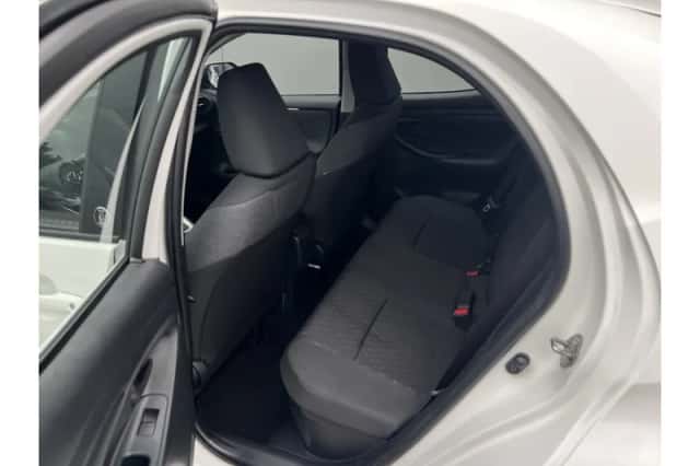 Toyota Yaris (2022) thumbnail 5