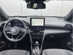 Toyota Yaris Cross (2024) thumbnail 3
