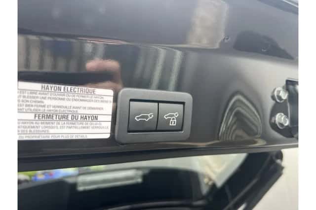 Toyota Yaris Cross (2024) thumbnail 6