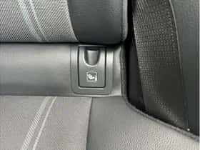 Toyota Yaris Cross (2024) thumbnail 8