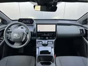 Toyota bZ4X (2025) thumbnail 3