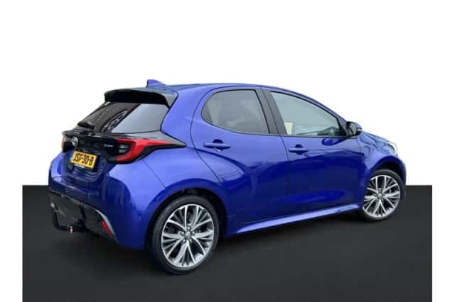 Toyota Yaris (2024) thumbnail 2
