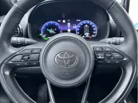 Toyota Yaris (2024) thumbnail 12