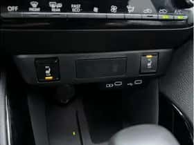 Toyota Yaris (2024) thumbnail 23