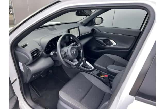Toyota Yaris Cross (2021) thumbnail 6
