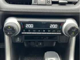 Toyota RAV4 (2021) thumbnail 22