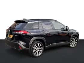 Toyota Corolla (2023) thumbnail 2