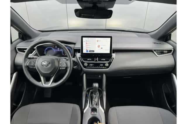 Toyota Corolla (2023) thumbnail 3
