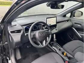 Toyota Corolla (2023) thumbnail 6