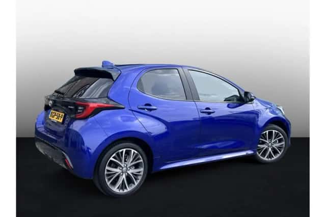 Toyota Yaris (2024) thumbnail 2