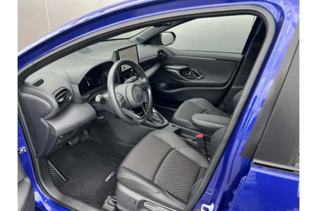 Toyota Yaris (2024) thumbnail 6