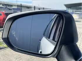 Toyota RAV4 (2020) thumbnail 32