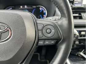 Toyota RAV4 (2021) thumbnail 13