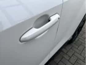 Toyota RAV4 (2021) thumbnail 25