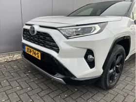 Toyota RAV4 (2021) thumbnail 27
