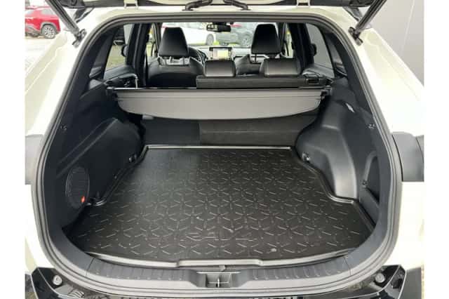 Toyota RAV4 (2021) thumbnail 4