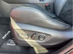 Toyota RAV4 (2023) thumbnail 13