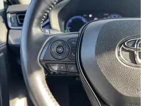 Toyota RAV4 (2023) thumbnail 16