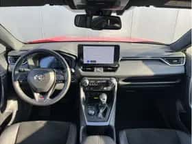 Toyota RAV4 (2023) thumbnail 3