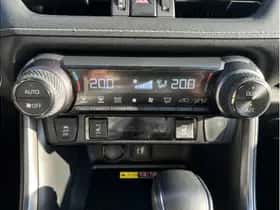 Toyota RAV4 (2023) thumbnail 23