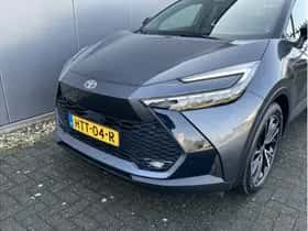 Toyota C-HR (2025) thumbnail 31