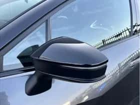 Toyota C-HR (2025) thumbnail 33