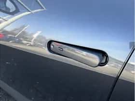 Toyota C-HR (2025) thumbnail 34