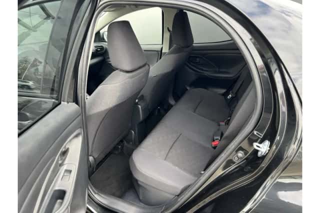 Toyota Yaris (2025) thumbnail 5